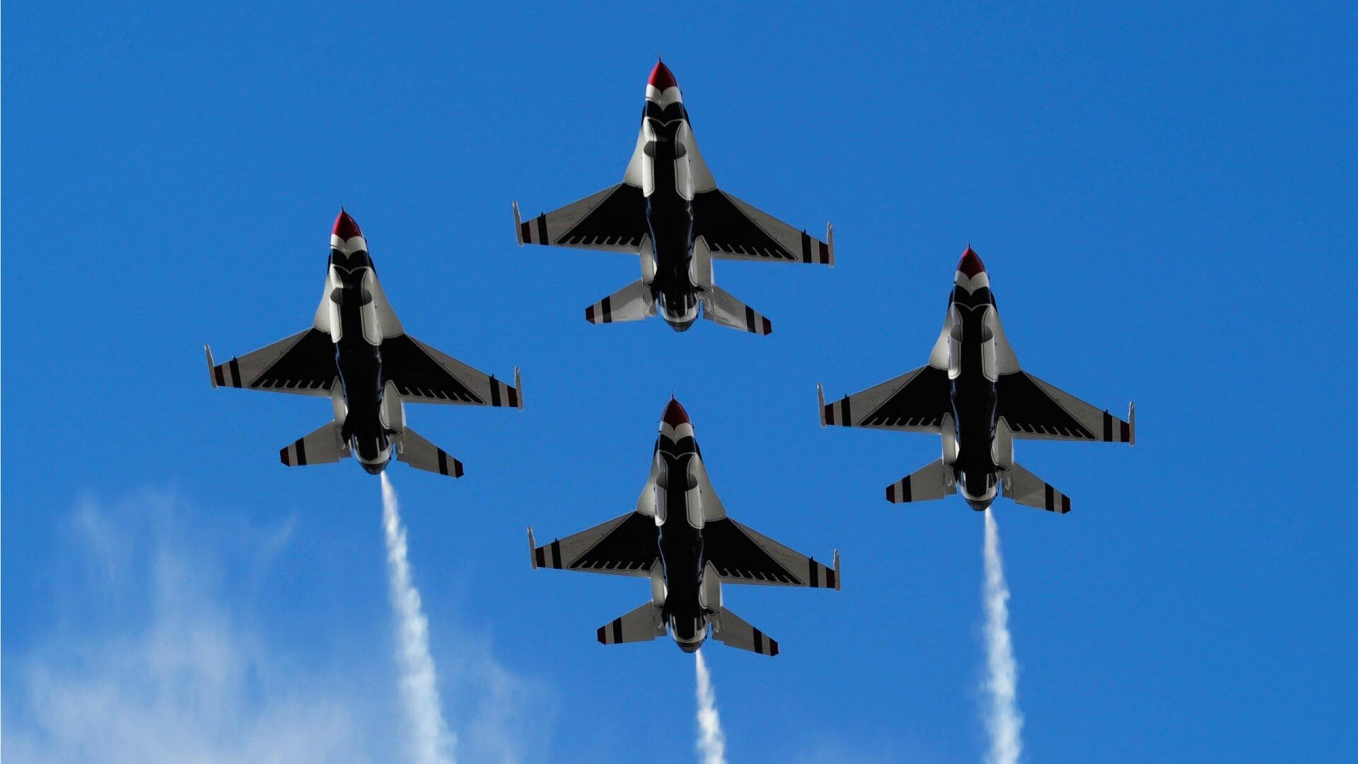 强队迎战!备战关键战役的教练公布阵容,强队迎战!备战关键战役的教练公布阵容了吗